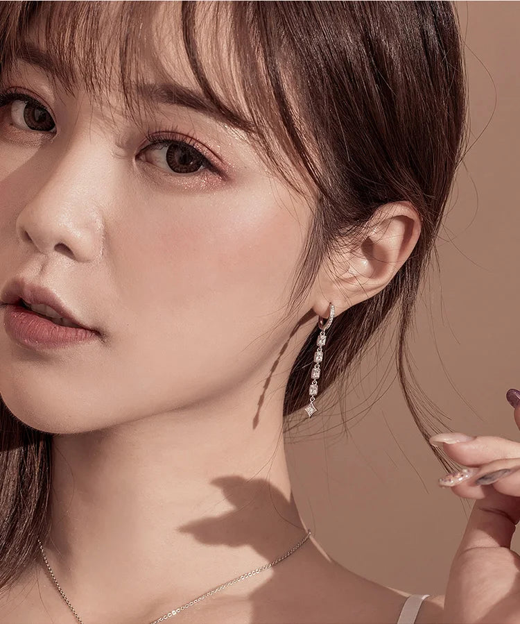 Glamour Sparkling Earrings